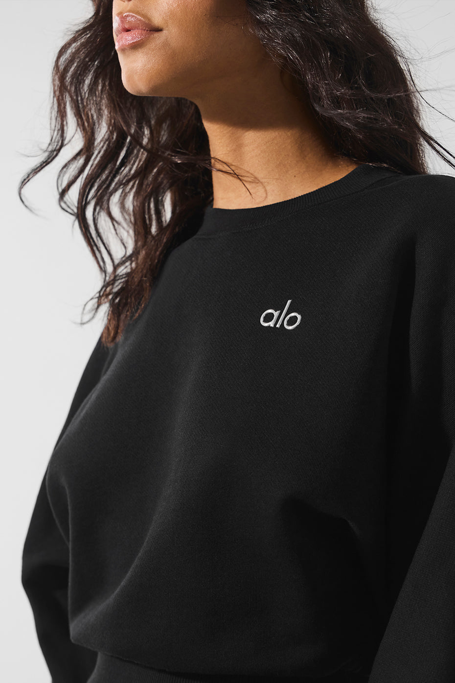 Alo - Cropped Crew Neck