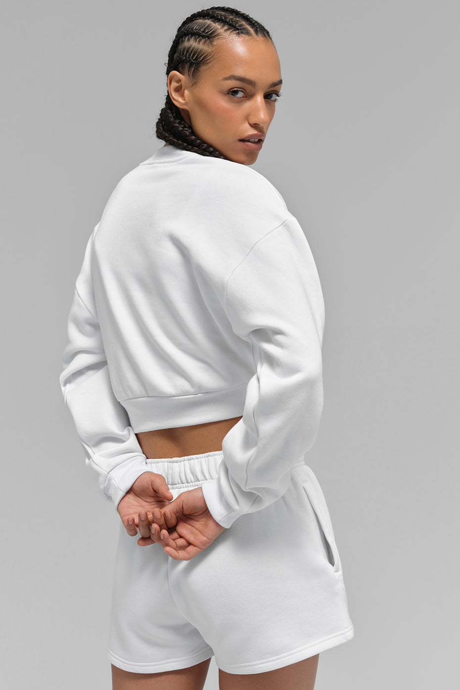 Alo - Cropped Crew Neck