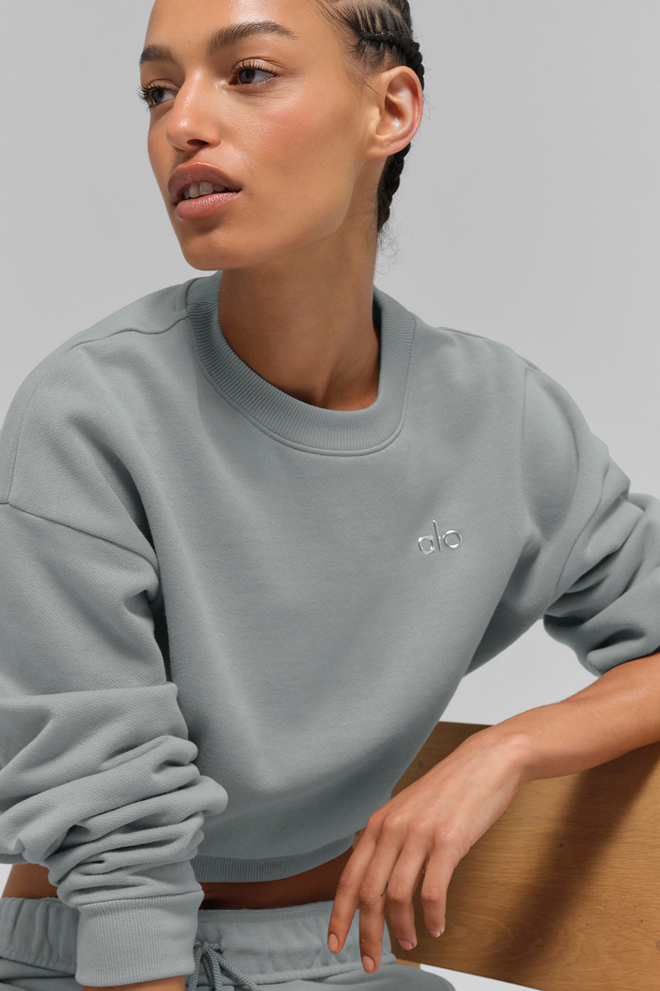 Alo - Cropped Crew Neck